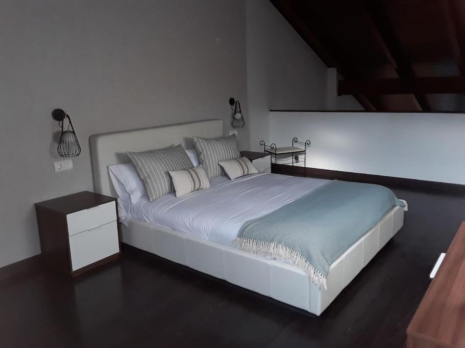 Appartement Duplex De Montana En Campo De Golf à Sojuela Extérieur photo